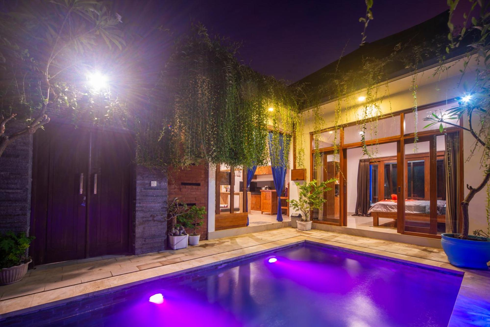 Villa Bluelove Seririt Banjar  المظهر الخارجي الصورة