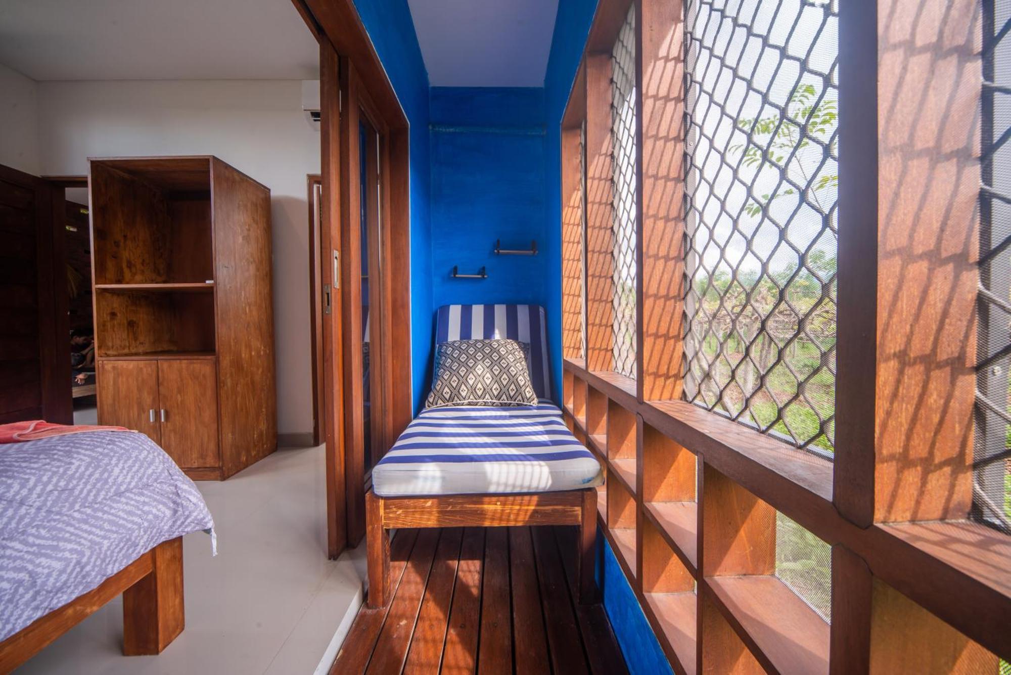 Villa Bluelove Seririt Banjar  المظهر الخارجي الصورة